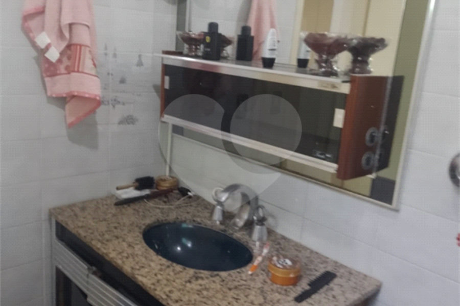 Sobrado à venda com 6 quartos, sendo 2 suítes, em Tremembé, São Paulo, SP