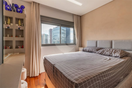Apartamento à venda com 3 suítes em Brooklin, São Paulo, SP