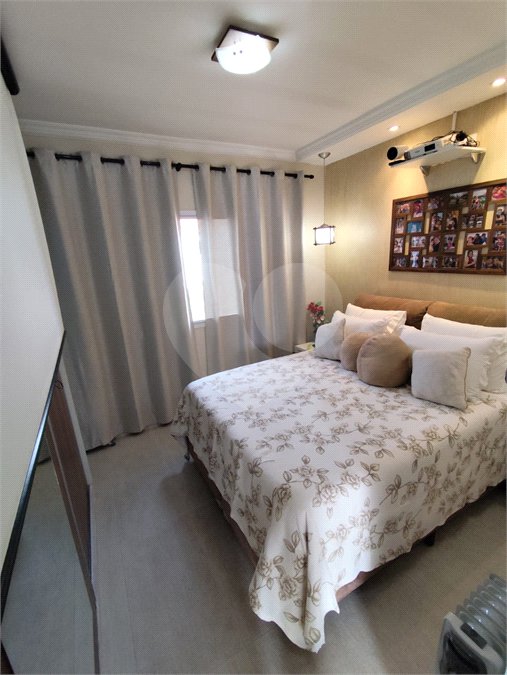Casa à venda com 3 quartos, sendo 1 suíte,  no condomínio Bella Colonia II, Jundiaí - SP