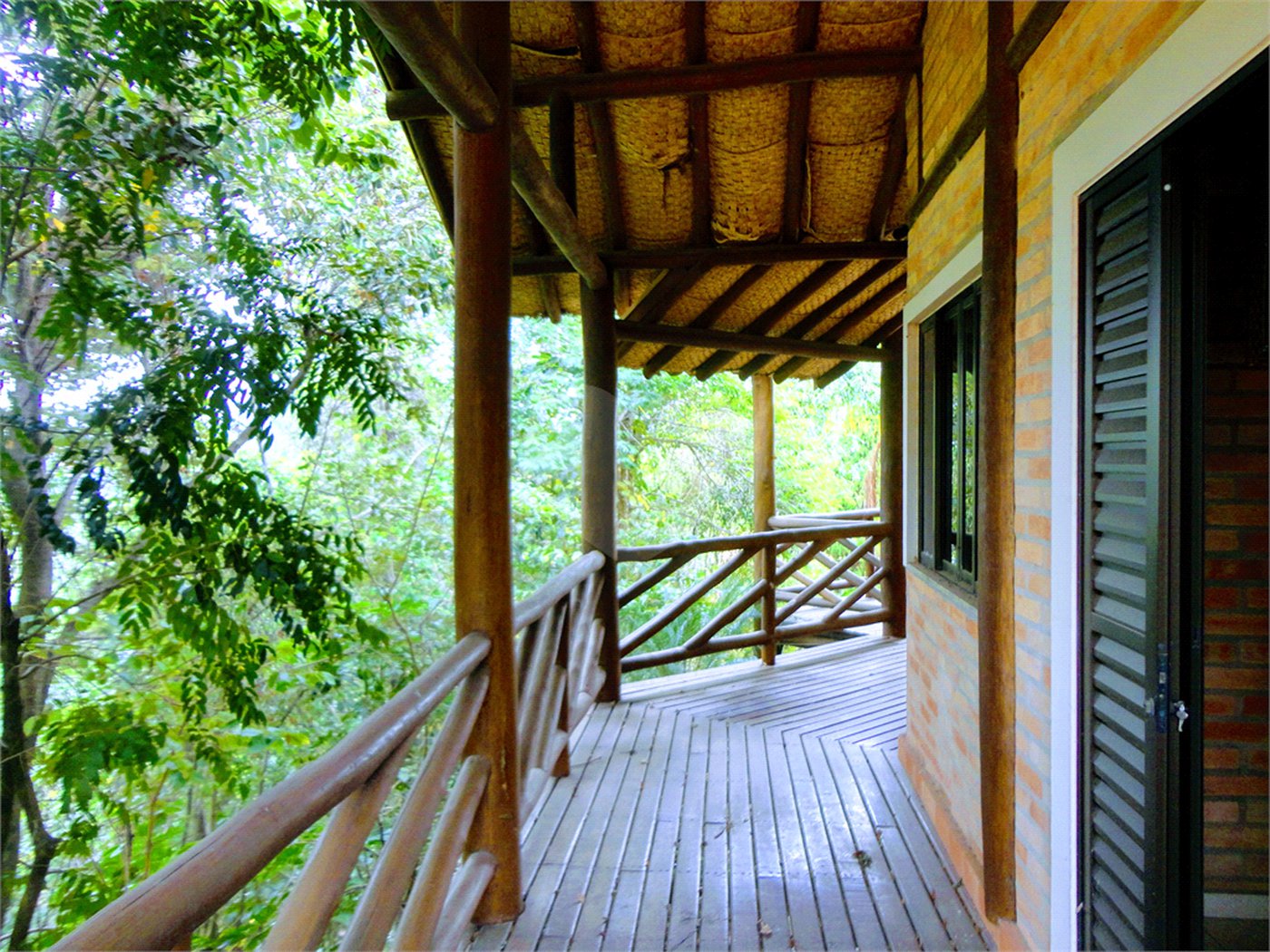 Casa à venda com 4 suítes no condomínio Estância Marambaia, Vinhedo - SP