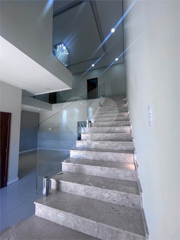 Casa à venda com 3 quartos, sendo 1 suíte, no condomínio Jardim Guarujá, Salto - SP
