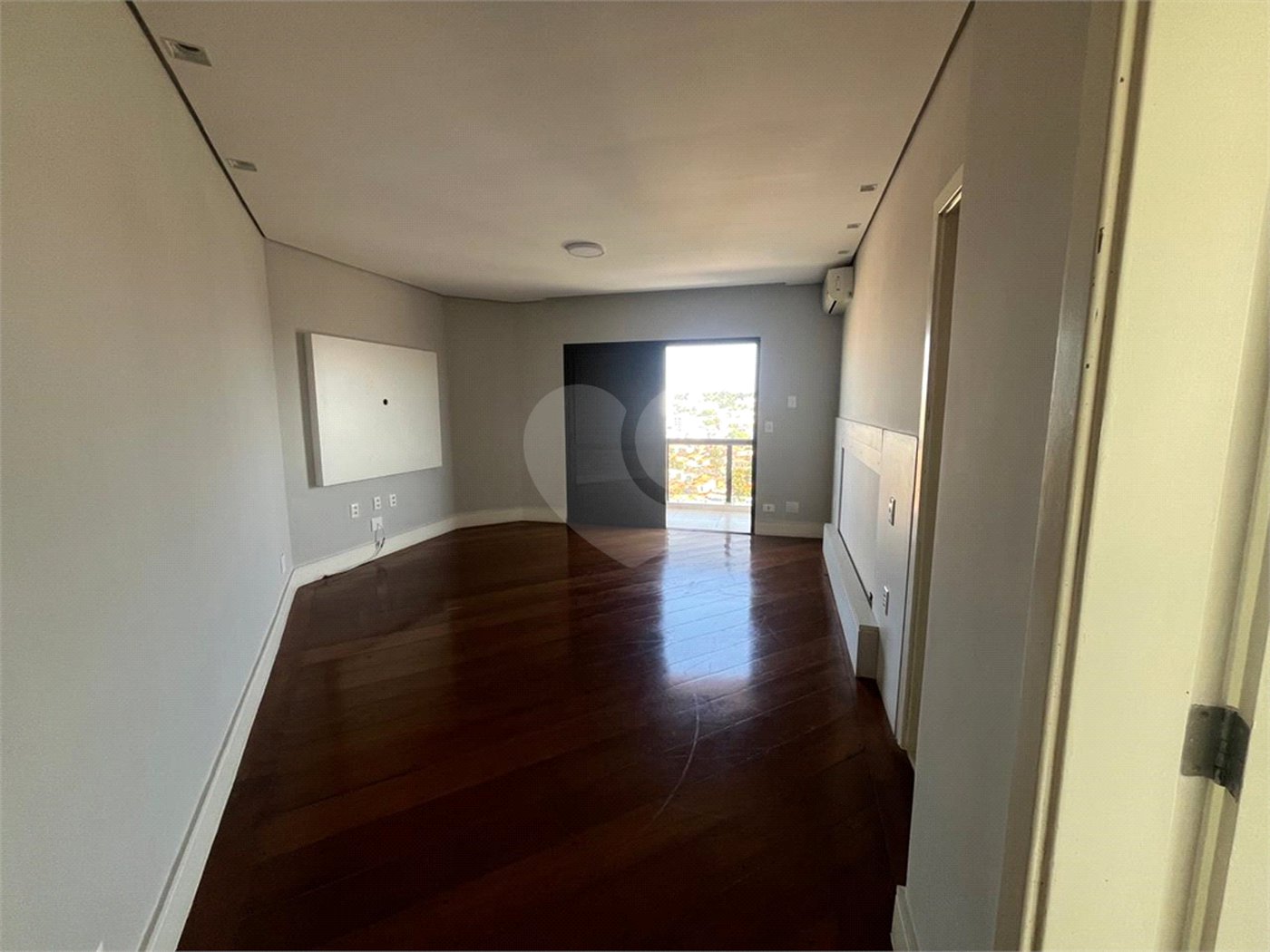 Apartamento à venda com 3 suítes no Centro, Sorocaba, SP