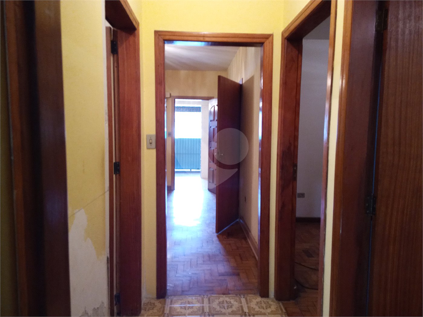 Sobrado à venda com 5 quartos em Horto, São Paulo, SP