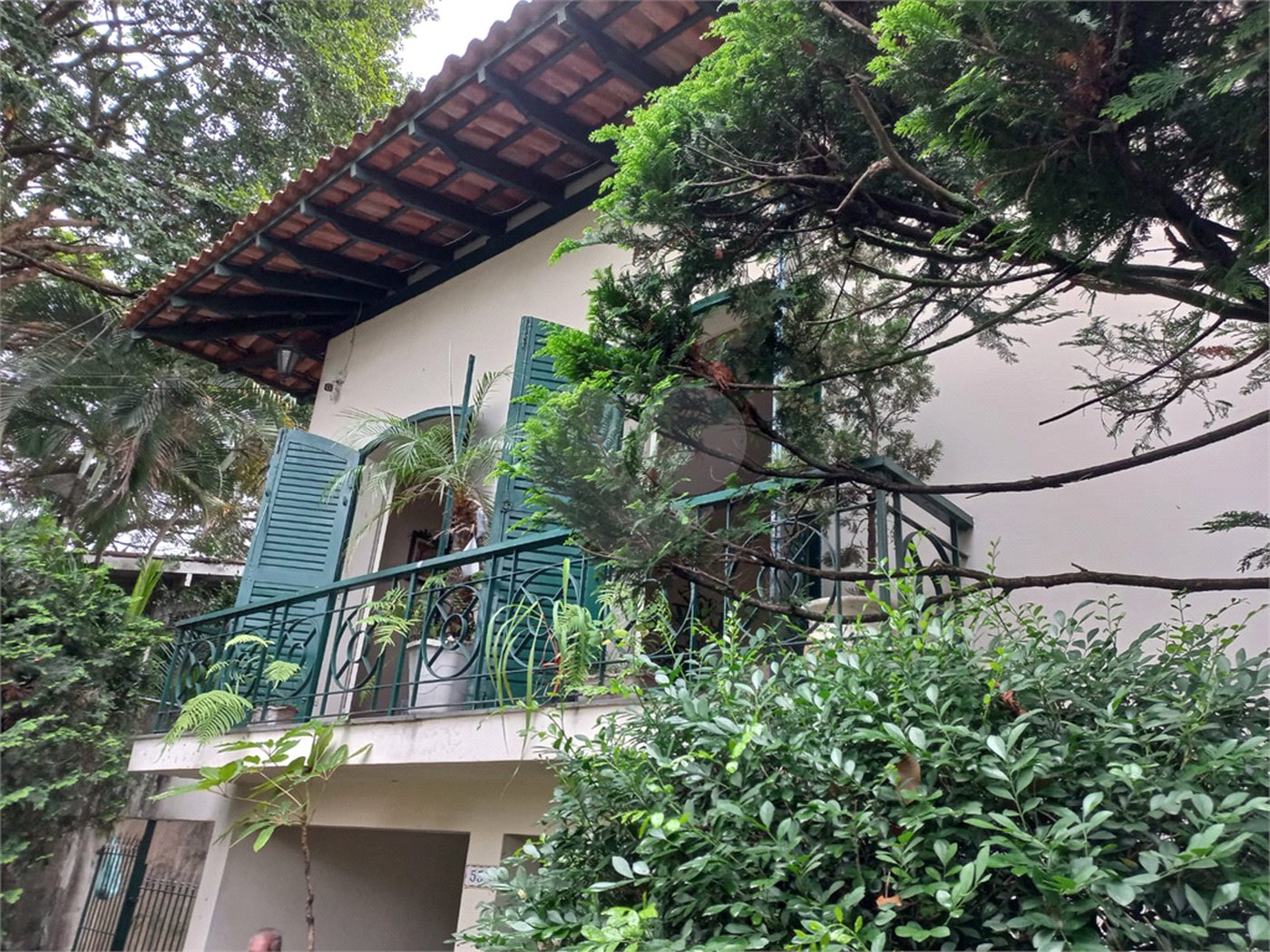 Sobrado à venda ou para alugar com 4 suítes em Butantã, São Paulo, SP