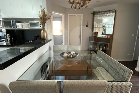 Apartamento à venda com 3 quartos, sendo 1 suíte, em Vila Hamburguesa, São Paulo, SP