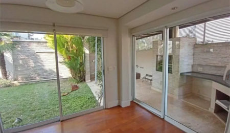 Casa à venda com 3 suítes no condomínio Solares Vila Europa, São Paulo - SP