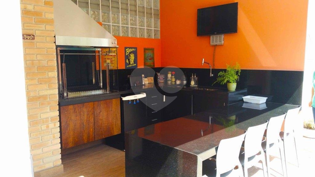 Casa à venda com 4 suítes em Granja Julieta, São Paulo, SP