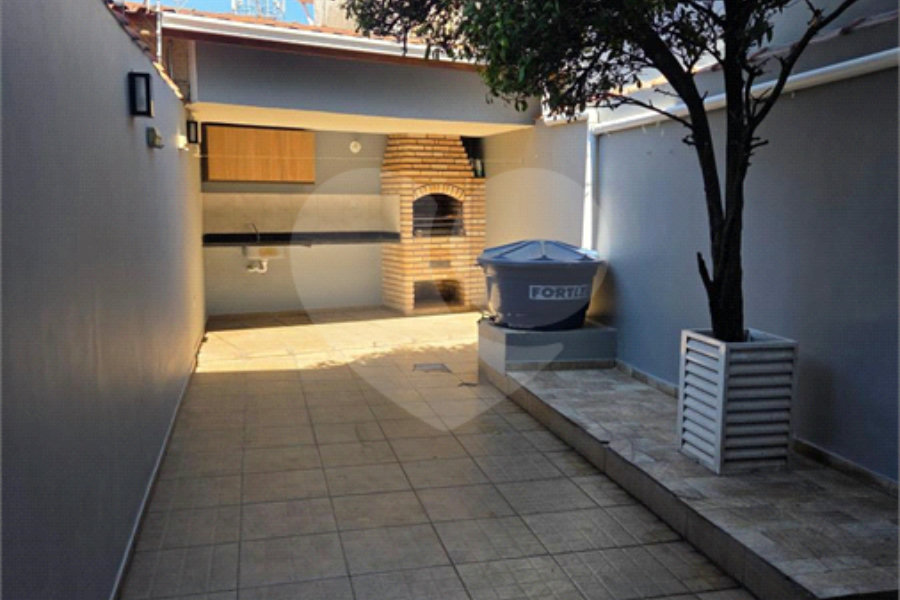 Sobrado à venda com 3 quartos, sendo 1 suíte, em Vila Gustavo, São Paulo, SP