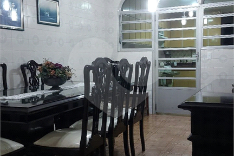 Sobrado à venda com 3 quartos, sendo 1 suíte, em Tremembé, São Paulo, SP
