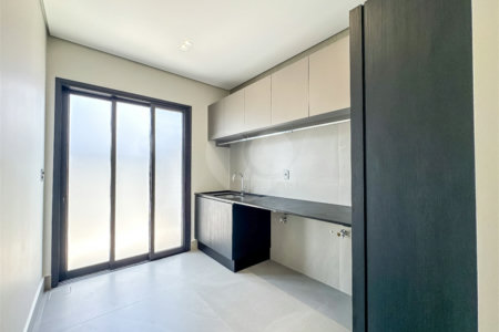 Casa à venda com 3 suítes no condomínio Villa dos Pinheiros, Indaiatuba - SP