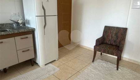 Apartamento à venda ou para alugar com 2 quartos, sendo 1 suíte,  em Guilhermina, Praia Grande, SP
