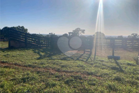 Chácara à venda com 6 quartos no Centro, Terenos, MS