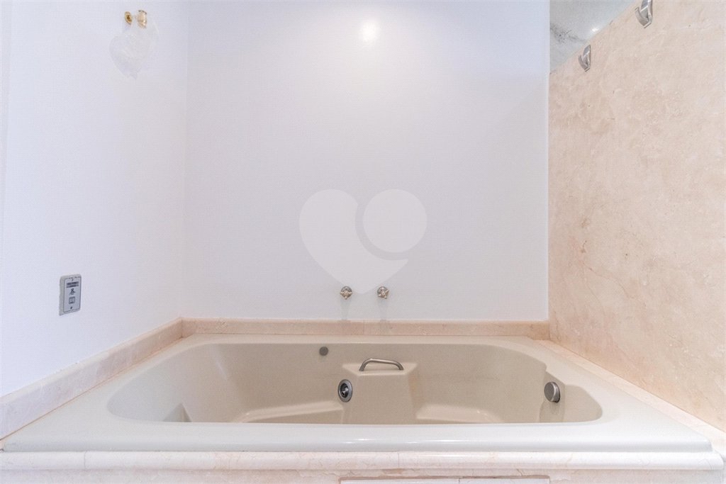 Apartamento à venda ou para alugar com 4 suítes em Vila Andrade, São Paulo, SP