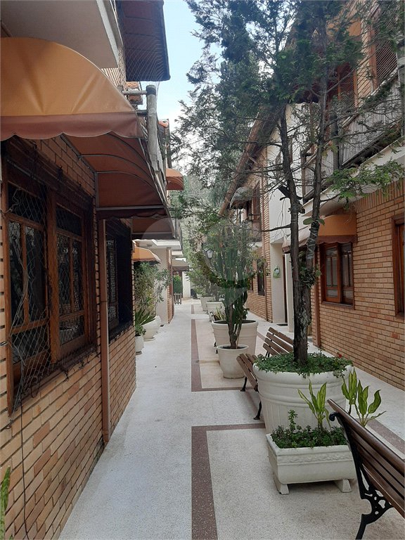 Casa à venda com 3 quartos, sendo 1 suíte, no condomínio Barbará II, São Paulo - SP