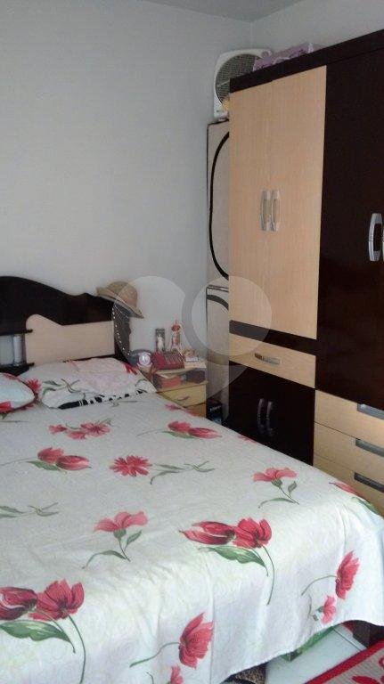 Casa à venda com 2 quartos, sendo 1 suíte, em Vila Constança, São Paulo, SP