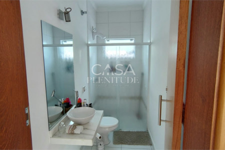 Casa em condomínio à venda com 3 quartos, sendo 1 suíte, em Iporanga, Sorocaba, SP