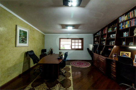 Casa à venda ou para alugar com 5 quartos, sendo 3 suítes, em Independência, São Bernardo do Campo, SP