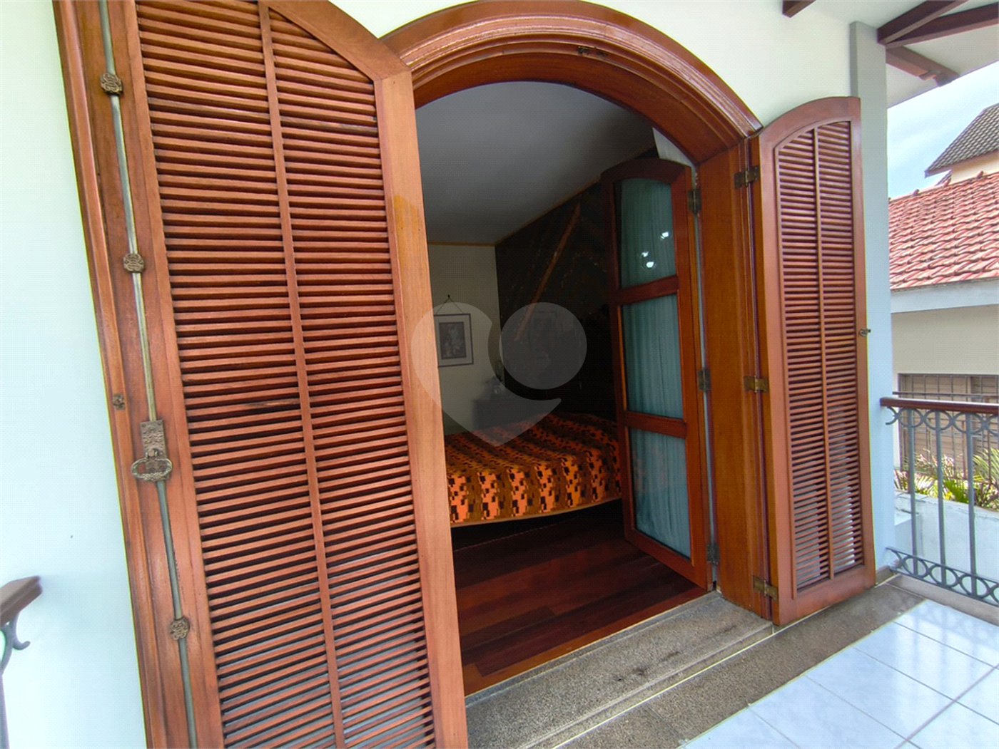 Sobrado para alugar com 4 quartos, sendo 2 suítes, em Jardim França, São Paulo, SP