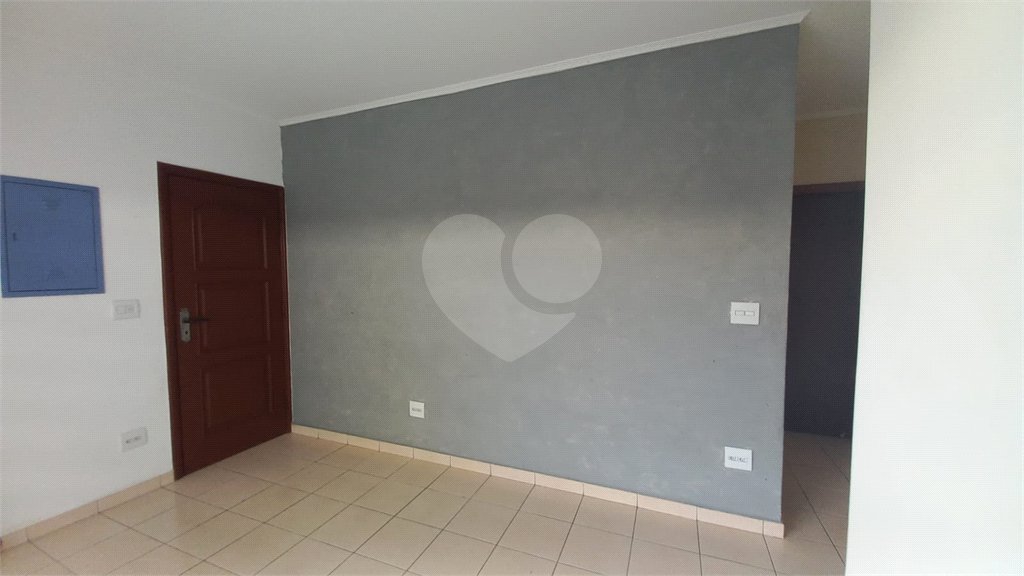 Casa para alugar com 3 quartos, sendo 1 suíte, em Jardim Bonfiglioli, São Paulo, SP