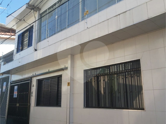 Casa de Vila à venda com 4 quartos, sendo 1 suíte,  em Vila Medeiros, São Paulo, SP