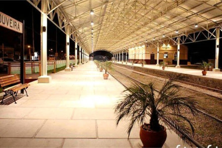 Terreno à venda com 1 suíte no condomínio Picollo Villaggio, Louveira - SP
