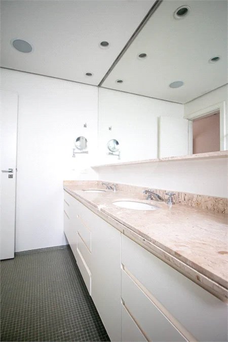Apartamento à venda com 3 suítes em Brooklin, São Paulo, SP