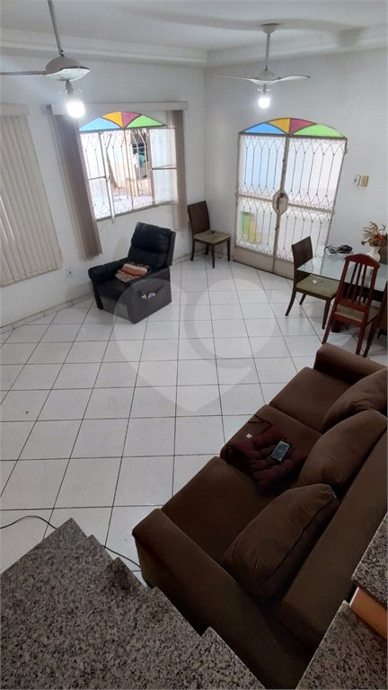 Casa à venda com 3 quartos, sendo 1 suíte, em Cosmos, Rio de Janeiro, RJ