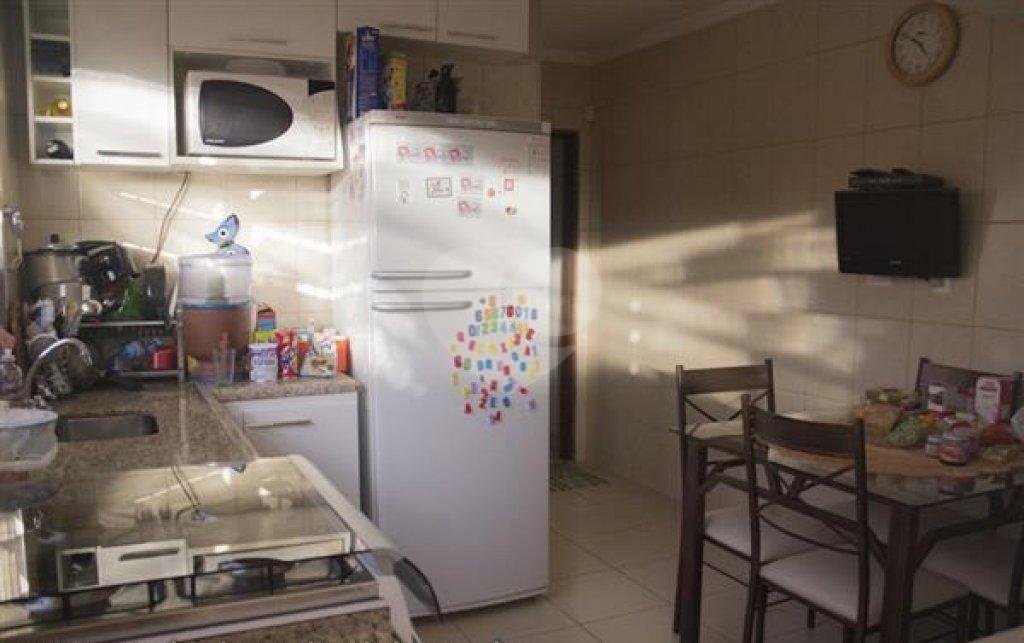 Sobrado à venda com 3 quartos em Jardim Virginia Bianca, São Paulo, SP