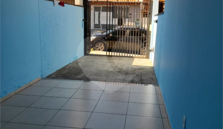 Sobrado à venda com 2 suítes em Jardim Nely, Indaiatuba, SP