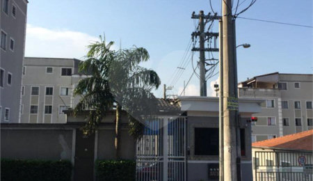 Apartamento à venda com 2 quartos, sendo 1 suíte,  em Jardim São Luís, Suzano, SP