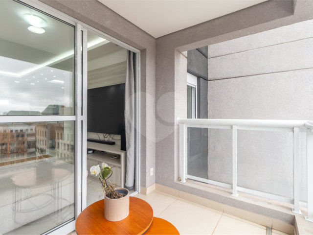 Apartamento à venda com 3 quartos, sendo 1 suíte,  em Chácara Santo Antônio, São Paulo, SP