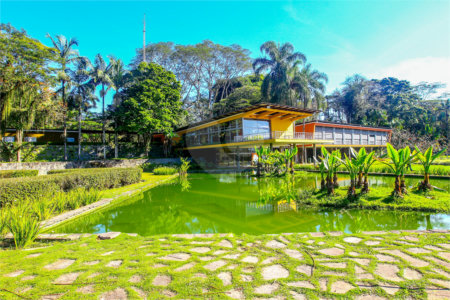 Chácara à venda com 4 quartos, sendo 1 suíte, no Centro (são Francisco Xavier), São José dos Campos, SP