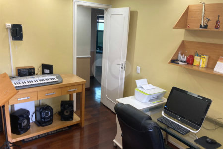 Apartamento à venda com 4 quartos, sendo 1 suíte, em Cidade Mãe do Céu, São Paulo, SP