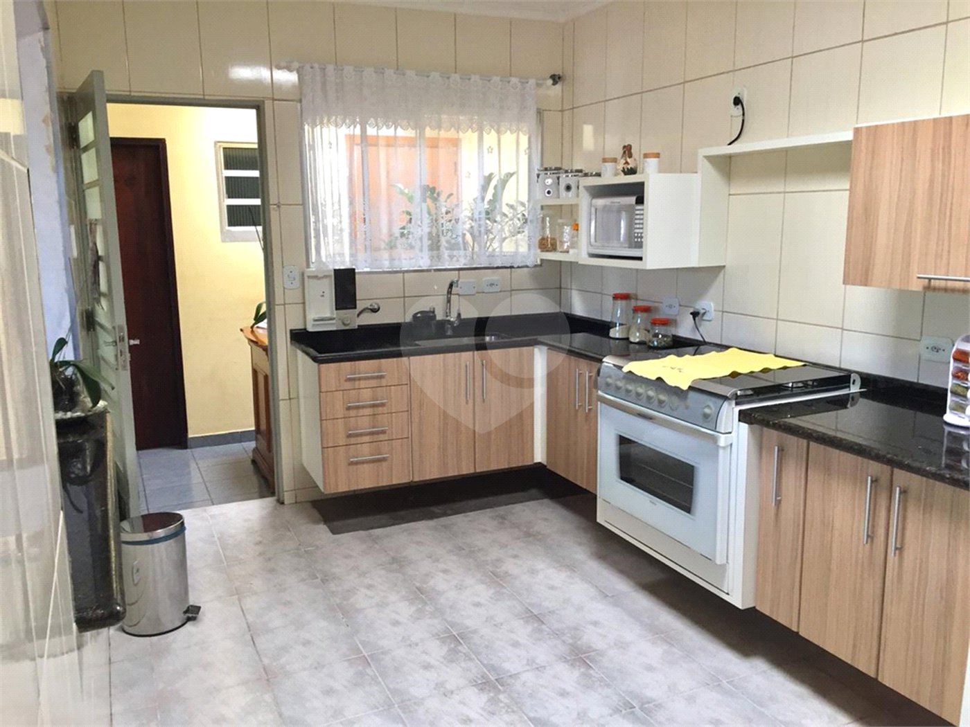 Casa à venda com 2 quartos, sendo 1 suíte, em Socorro, São Paulo, SP