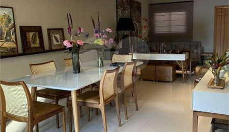 Casa à venda com 4 suítes no condomínio Villa Veneto, Itatiba - SP