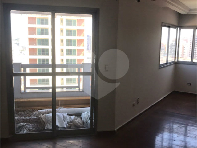 Apartamento à venda com 3 quartos, sendo 1 suíte,  em Vila Paulicéia, São Paulo, SP