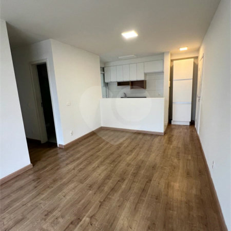 Apartamento à venda com 3 quartos, sendo 1 suíte,  em Parque Reboucas, São Paulo, SP