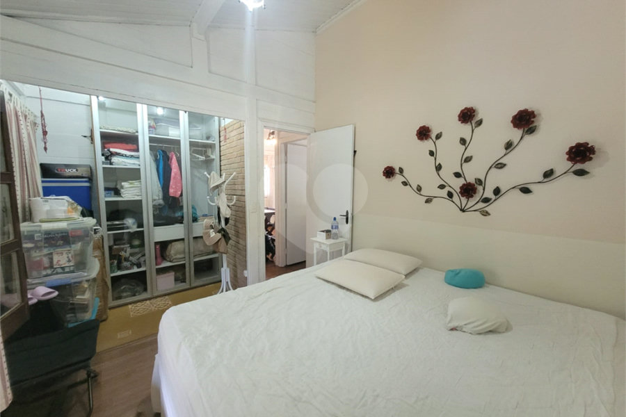 Casa à venda com 2 suítes no condomínio Alpes da Cantareira, Mairiporã - SP