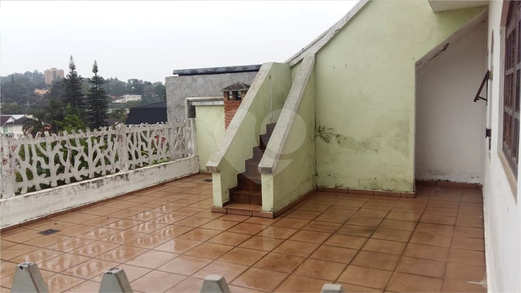Sobrado à venda com 4 suítes em Tremembé, São Paulo, SP