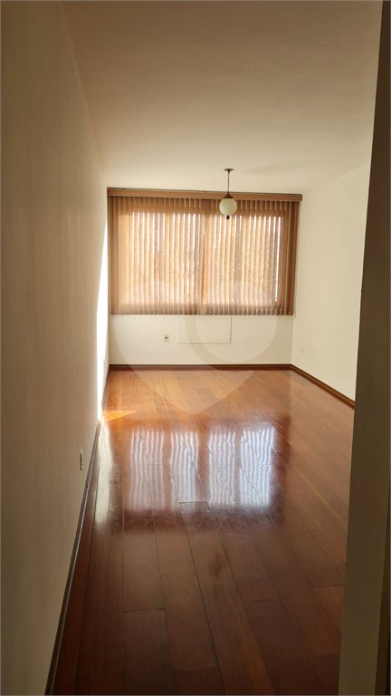 Apartamento à venda com 3 quartos, sendo 1 suíte,  no Centro, Araraquara, SP