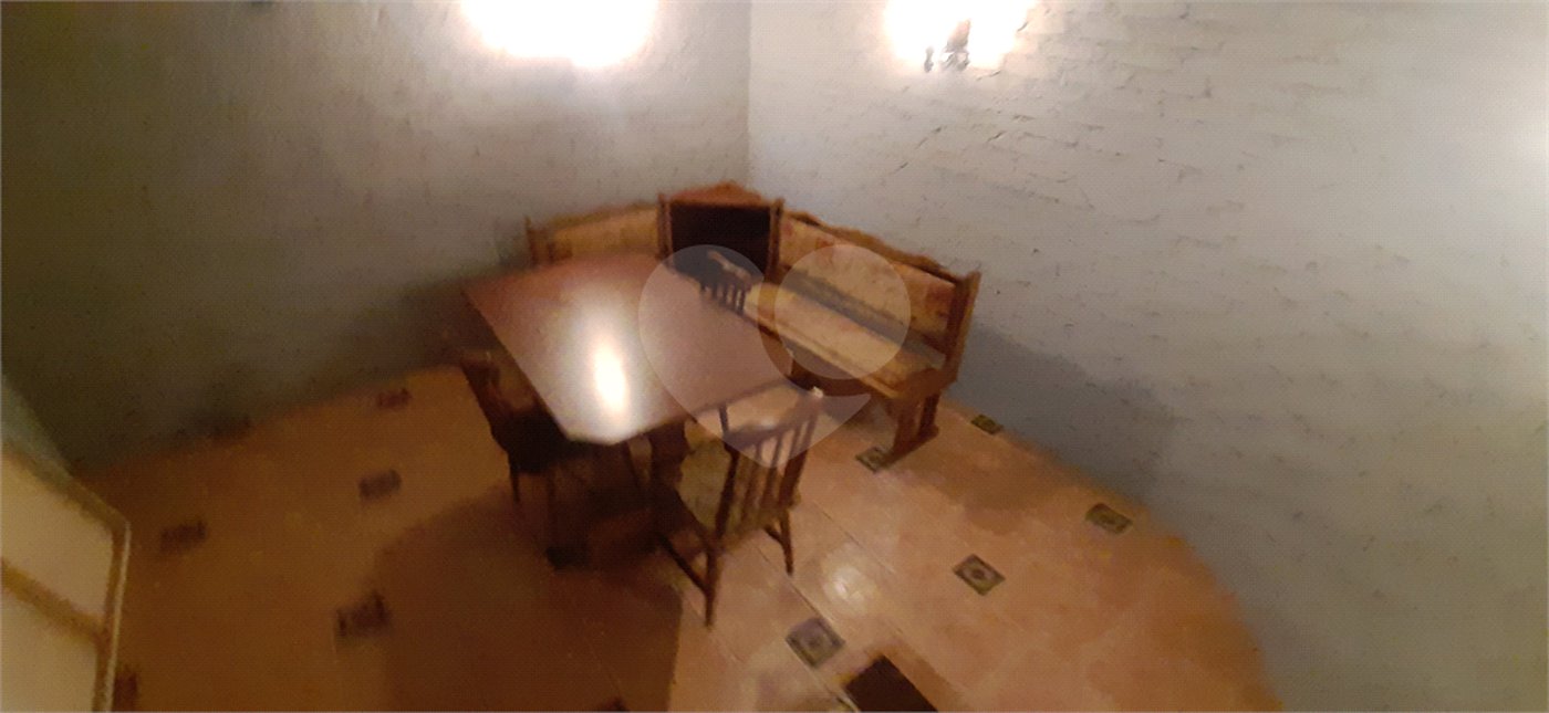 Sobrado à venda com 4 quartos, sendo 3 suítes, em Serra da Cantareira, Mairiporã, SP