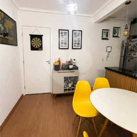 Apartamento à venda com 2 quartos, sendo 1 suíte, em Vila Assis Brasil, Mauá, SP