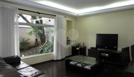 Casa Térrea à venda com 3 quartos, sendo 1 suíte,  em Chácara Flora, São Paulo, SP