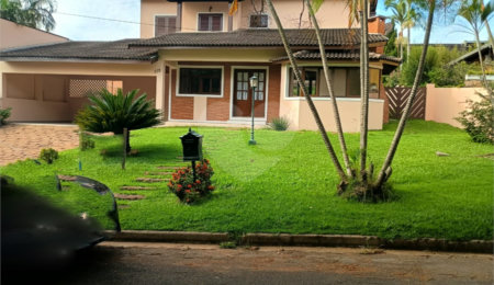 Casa para alugar com 4 quartos, sendo 2 suítes,  no condomínio Estância Marambaia, Vinhedo - SP