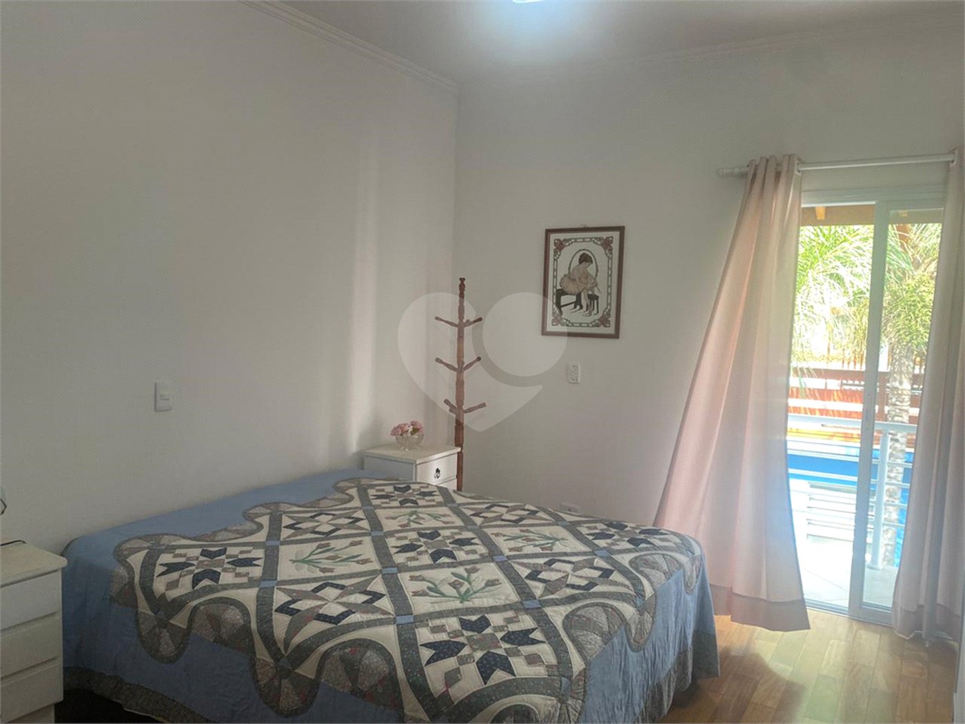 Casa à venda com 5 quartos, sendo 3 suítes, no condomínio Zuleika Jabour, Salto - SP
