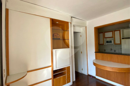 Apartamento à venda com 1 quarto em Vila Suzana, São Paulo, SP