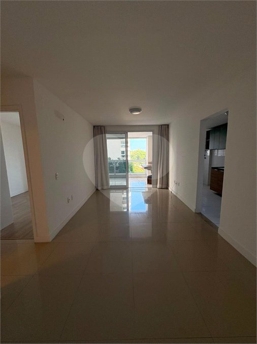 Apartamento à venda com 2 quartos, sendo 1 suíte,  em Camorim, Rio de Janeiro, RJ