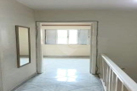 Casa à venda com 3 quartos, sendo 1 suíte, em Jardim Alvorada (zona Oeste), São Paulo, SP