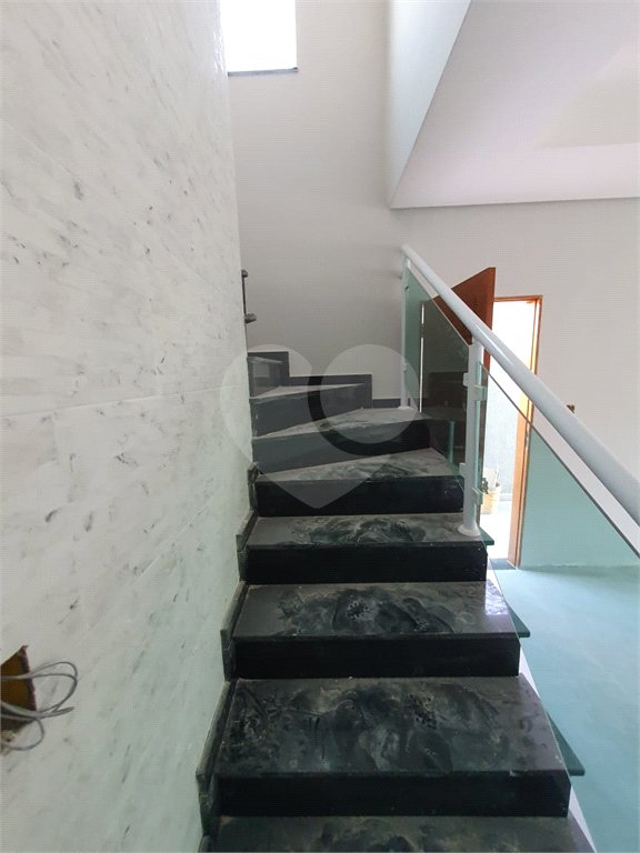 Casa à venda com 3 suítes em Vila Maricy, Guarulhos, SP