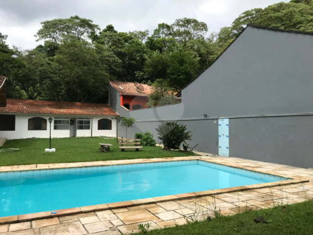 Casa à venda com 4 suítes no condomínio Alpes da Cantareira, Mairiporã - SP
